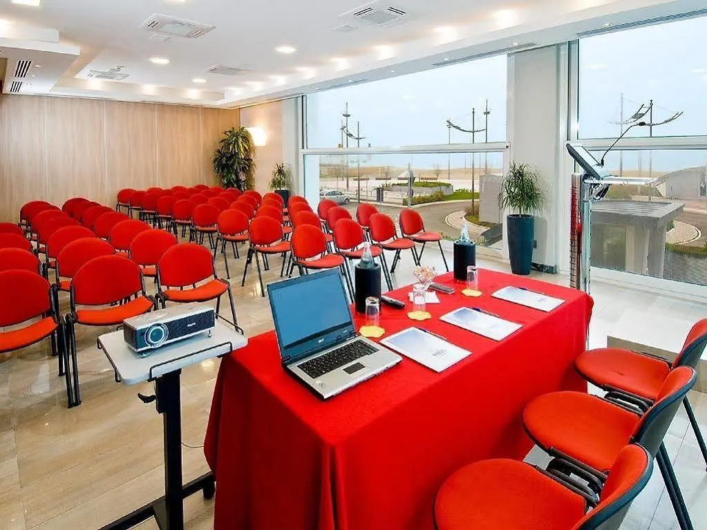 Hotel Sarti Riccione 4*,  Italia